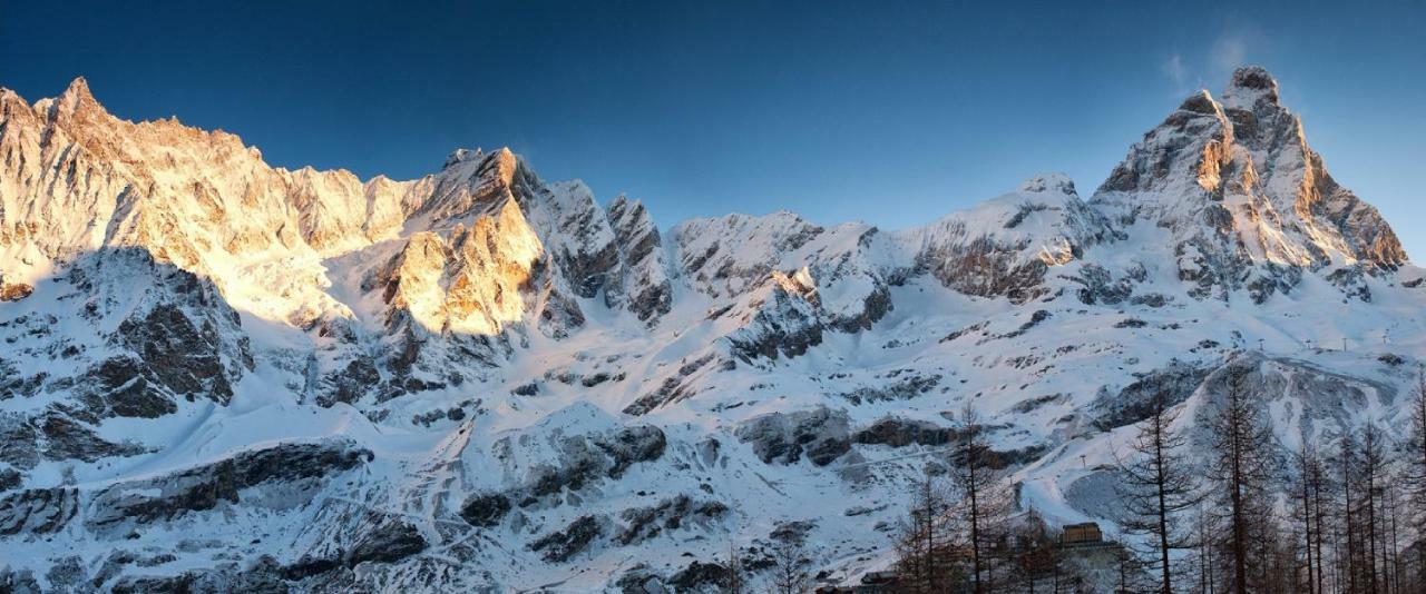 Cervinia Ski In Ski Out - Studio On The Slopes 브루일서비니아 외부 사진